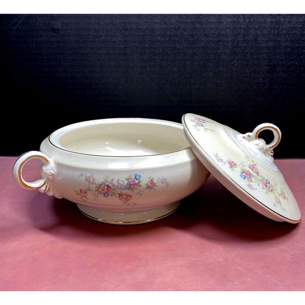 Vintage Crown Potteries Floral Vegetable Serving Dish With Lid Floral USA READ